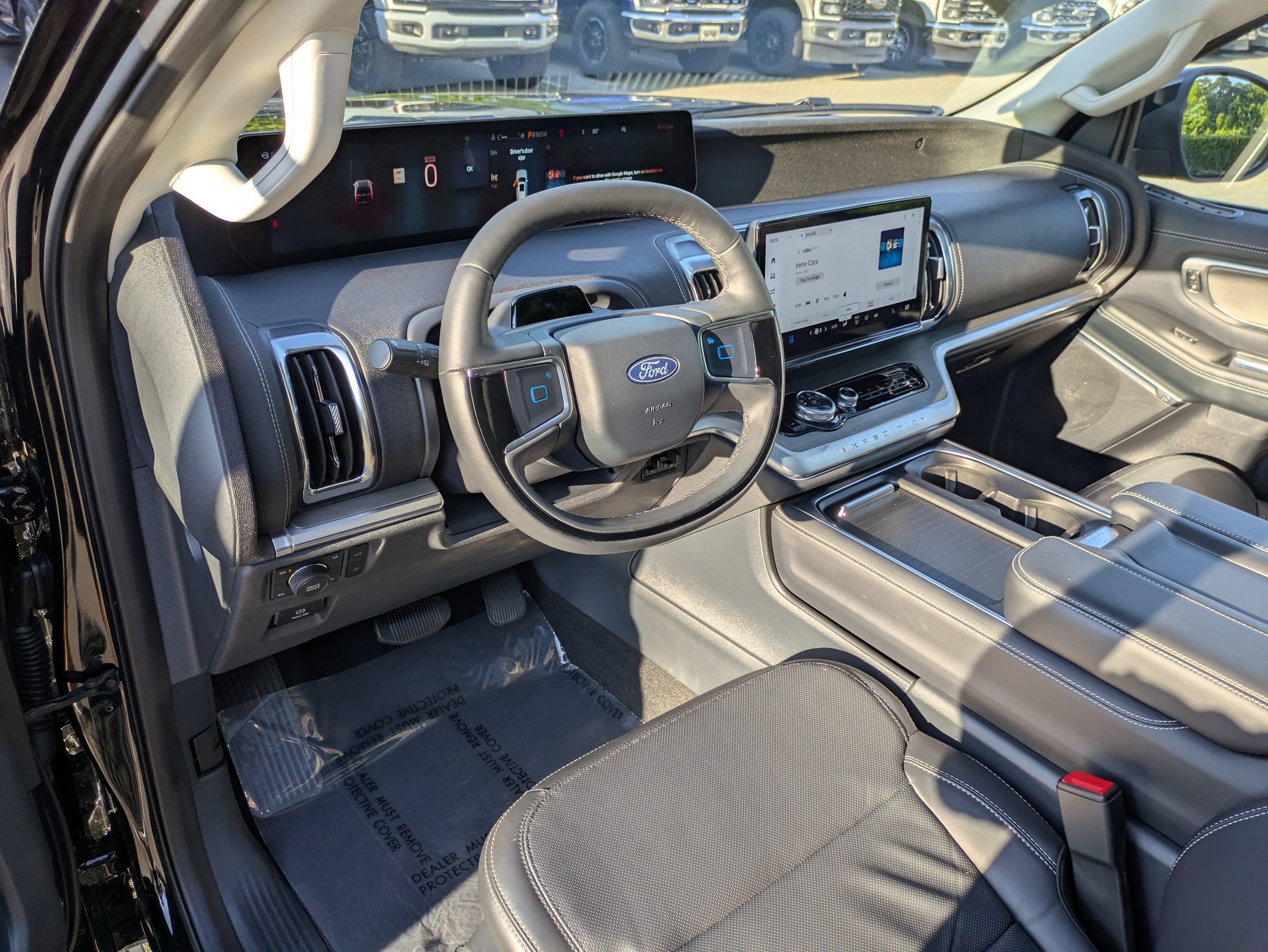 Certified 2025 Ford Expedition Platinum w/ Driver's Package AWD/4WD image 14