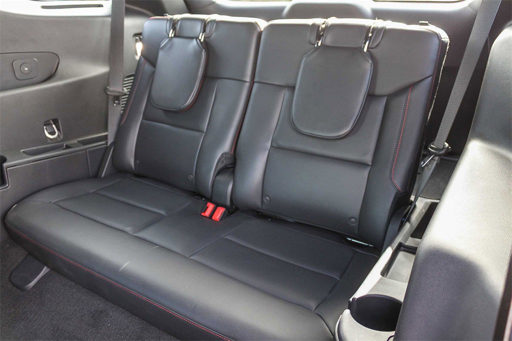 Certified 2025 Ford Explorer ST-Line w/ Premium Package image 25