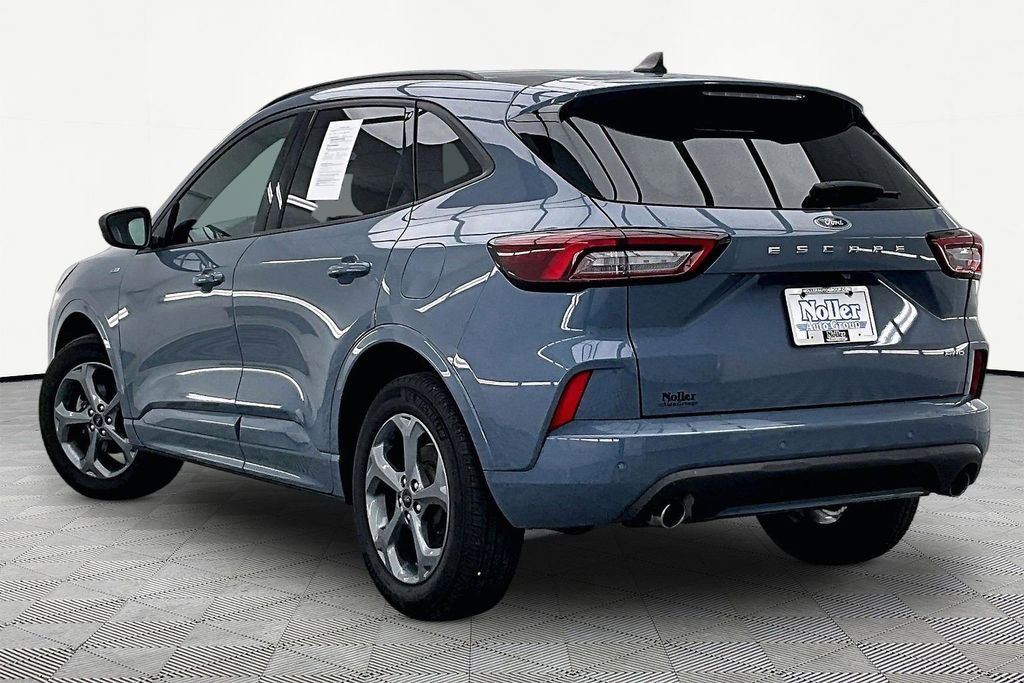Certified 2024 Ford Escape ST-Line w/ Tech Pack #1 AWD/4WD image 13