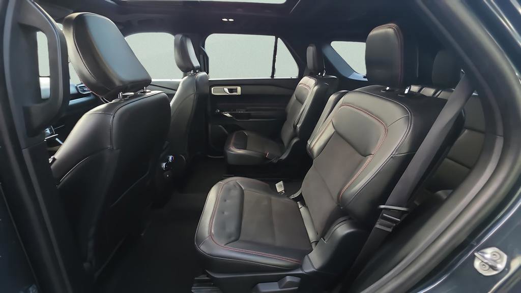 Certified 2023 Ford Explorer ST-Line w/ Class IV Trailer Tow Package image 25