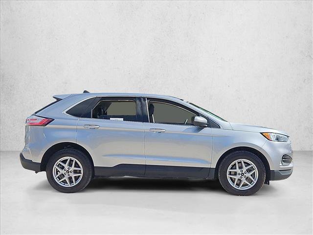 Certified 2024 Ford Edge SEL w/ Convenience Package AWD/4WD image 4