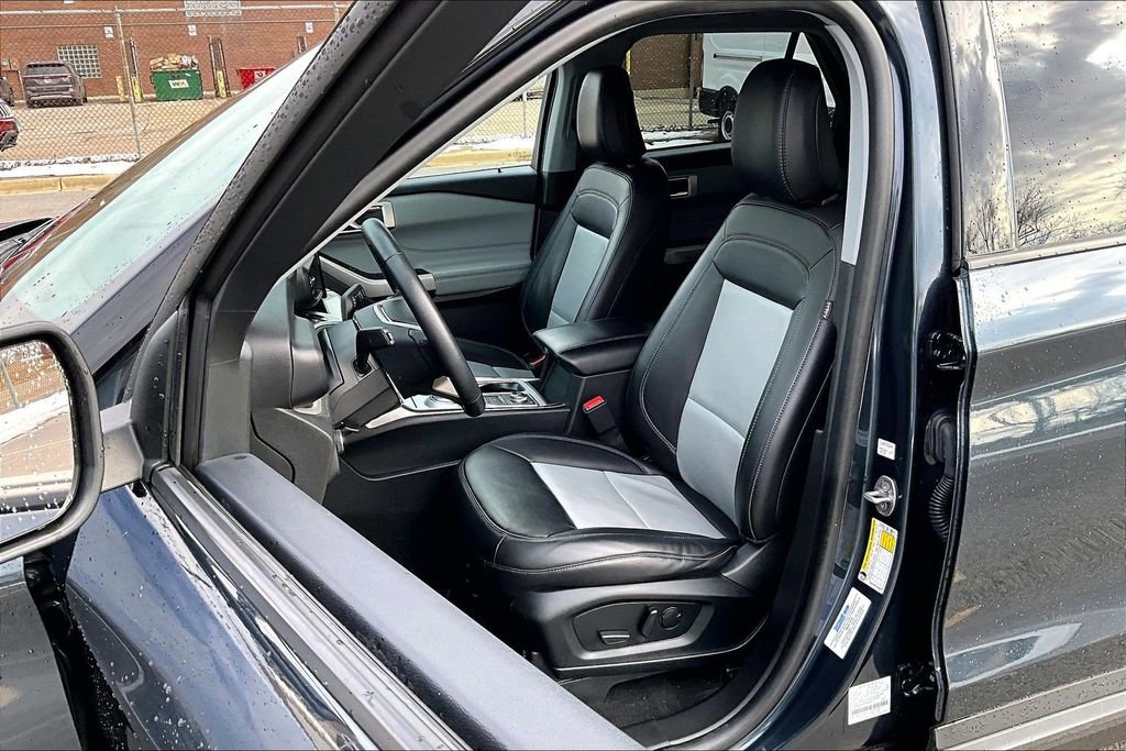 Certified 2023 Ford Explorer XLT w/ Equipment Group 202A image 24