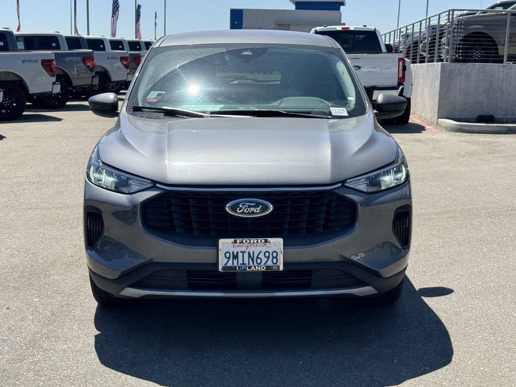 Certified 2024 Ford Escape Active AWD/4WD image 2