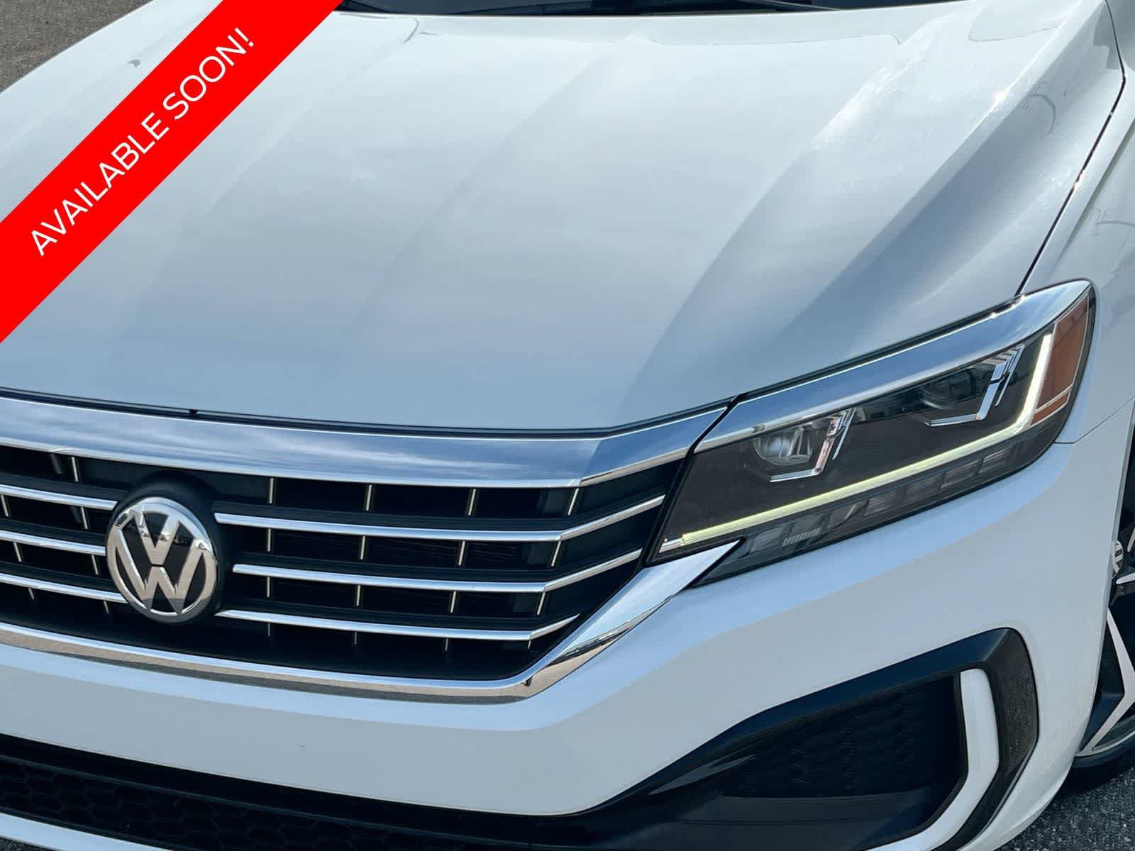 Used 2020 Volkswagen Passat 2.0T R-Line FWD image 11