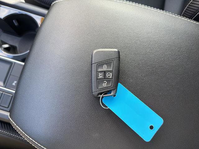 Used 2023 Volkswagen Atlas Cross Sport SE image 27