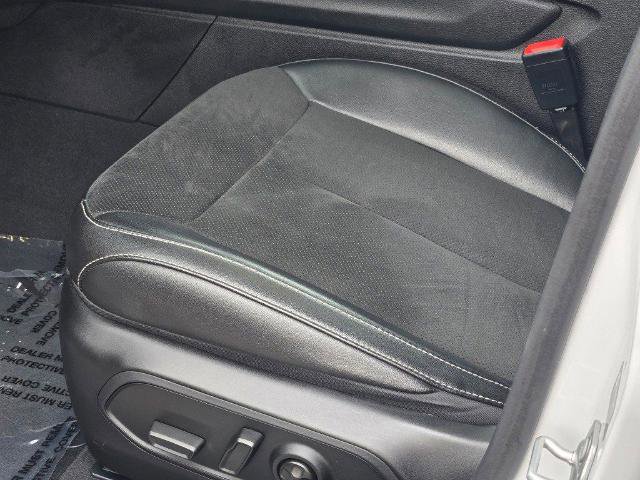 Used 2023 Jeep Grand Cherokee Altitude image 24