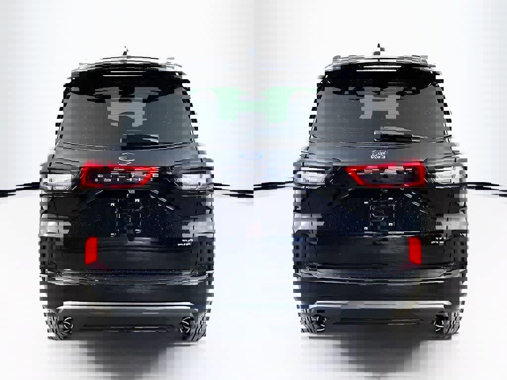 Certified 2023 Ford Escape ST-Line image 4