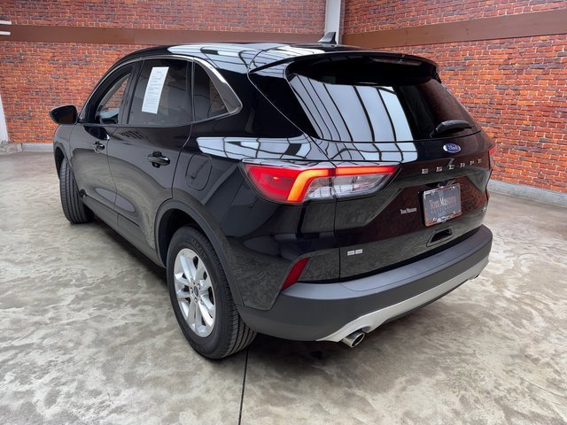 Certified 2022 Ford Escape SE w/ Convenience Package image 3