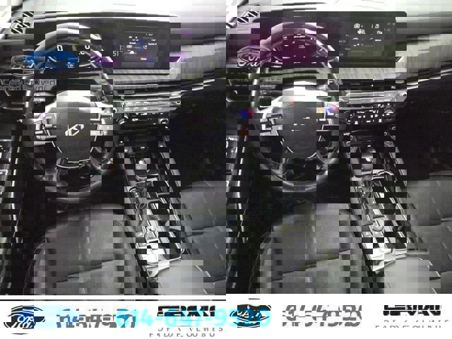 Used 2024 Kia Telluride EX w/ EX Captain's Chair Package image 17