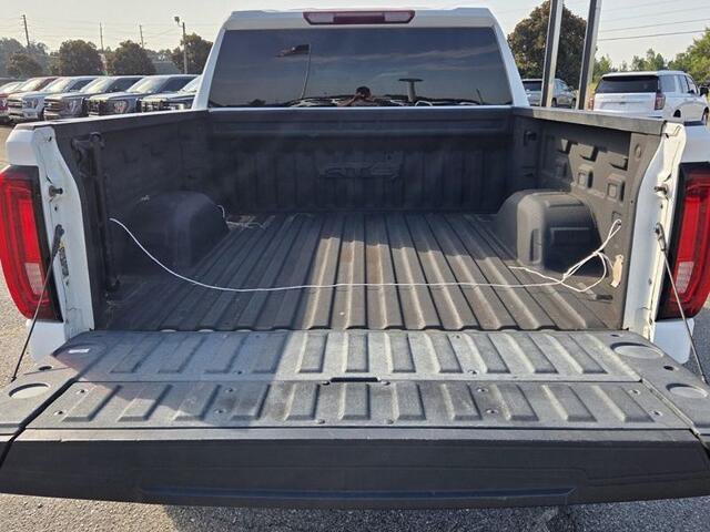 Used 2022 GMC Sierra 1500 AT4 AWD/4WD image 12