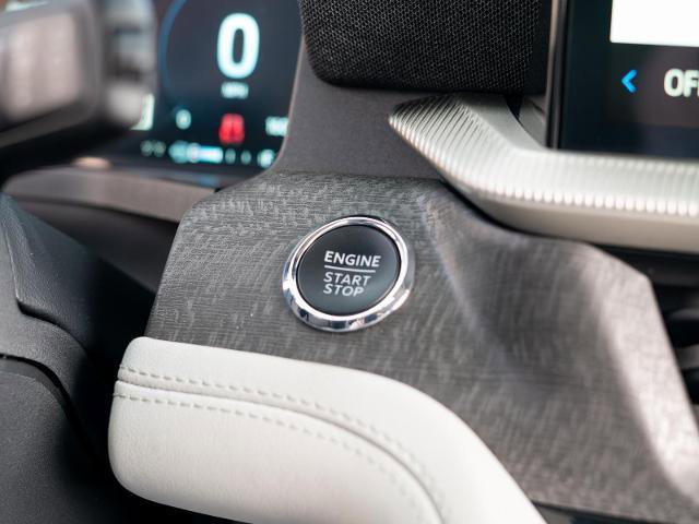 Certified 2025 Ford Explorer Platinum w/ Ultimate Package image 29