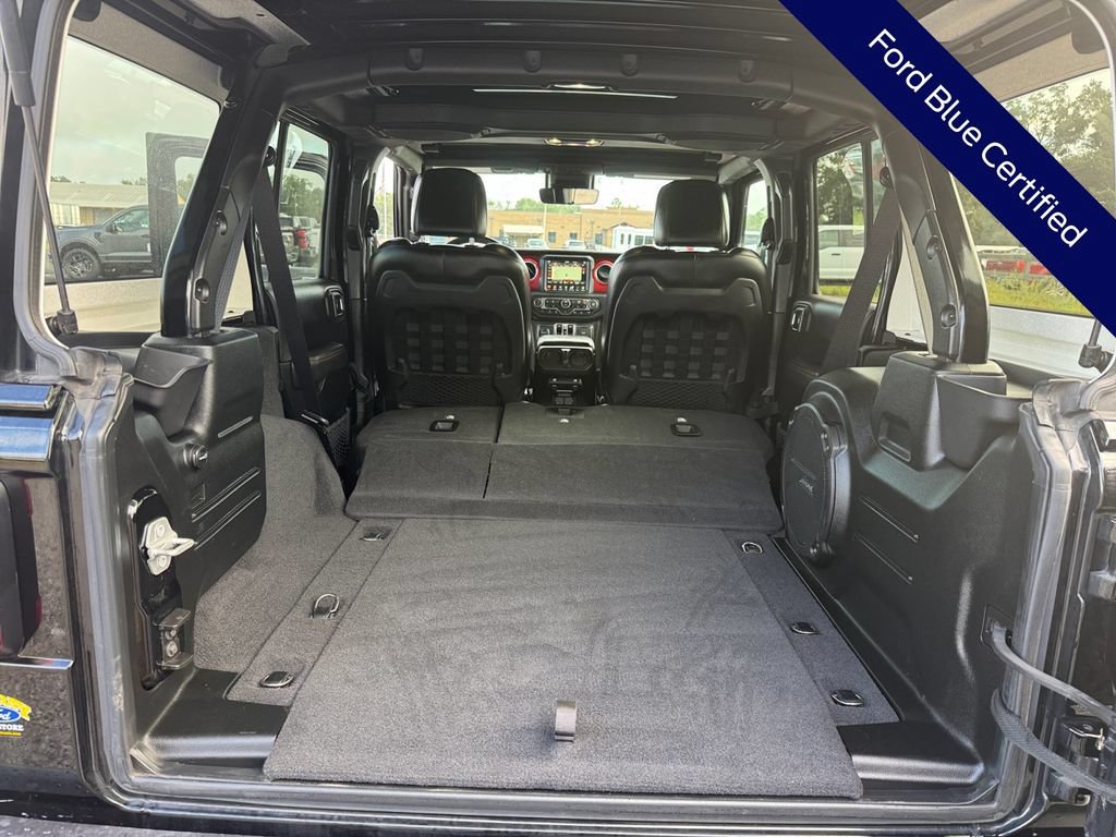 Used 2021 Jeep Wrangler Unlimited Rubicon AWD/4WD image 36