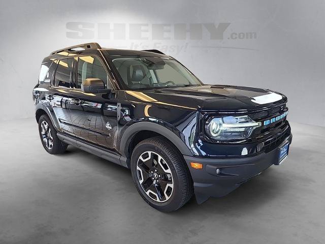 Certified 2022 Ford Bronco Sport Outer Banks w/ Tech Package AWD/4WD image 2