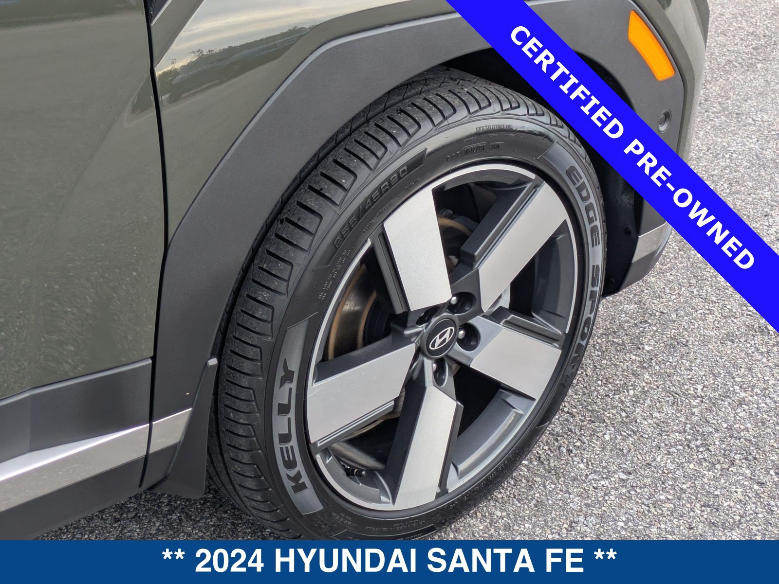 Used 2024 Hyundai Santa Fe Limited FWD image 13