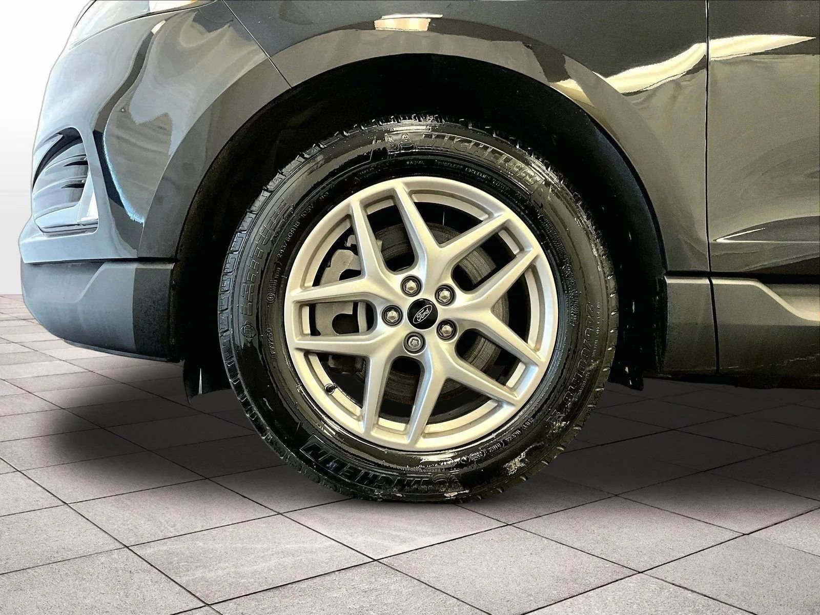 Certified 2023 Ford Edge SEL w/ Convenience Package image 8