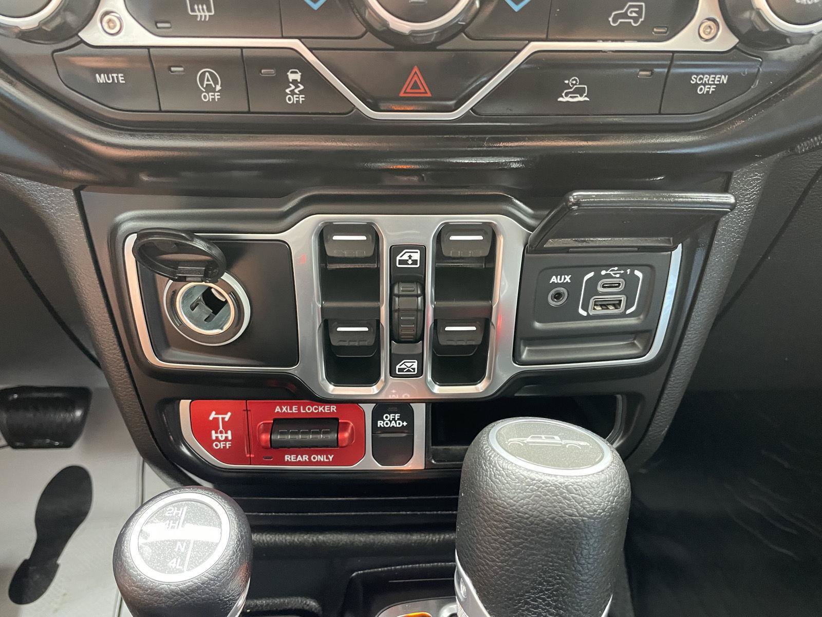 Used 2021 Jeep Gladiator Mojave w/ Trailer Tow Package AWD/4WD image 26