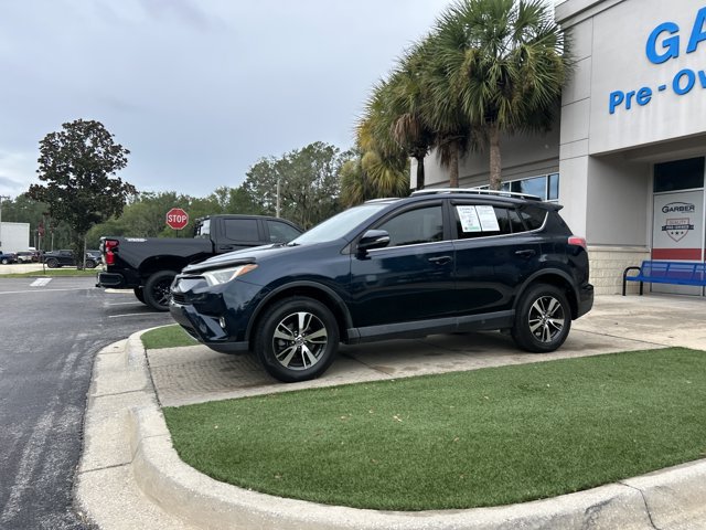 Used 2018 Toyota RAV4 XLE FWD image 12