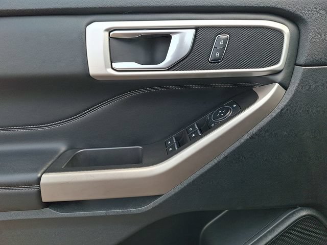 Certified 2023 Ford Explorer XLT AWD/4WD image 12