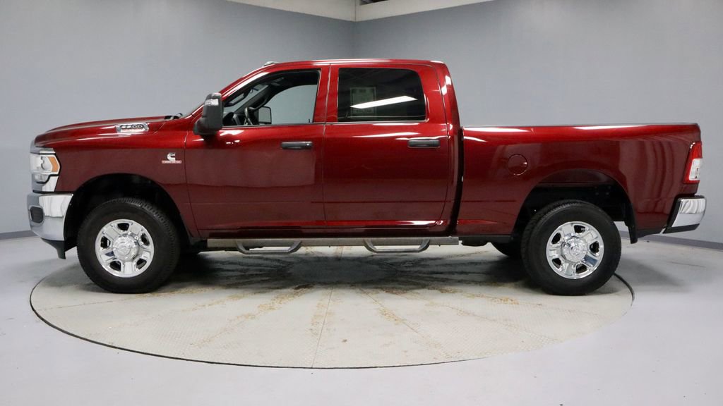 Used 2024 RAM 2500 Tradesman w/ Chrome Appearance Group AWD/4WD image 7