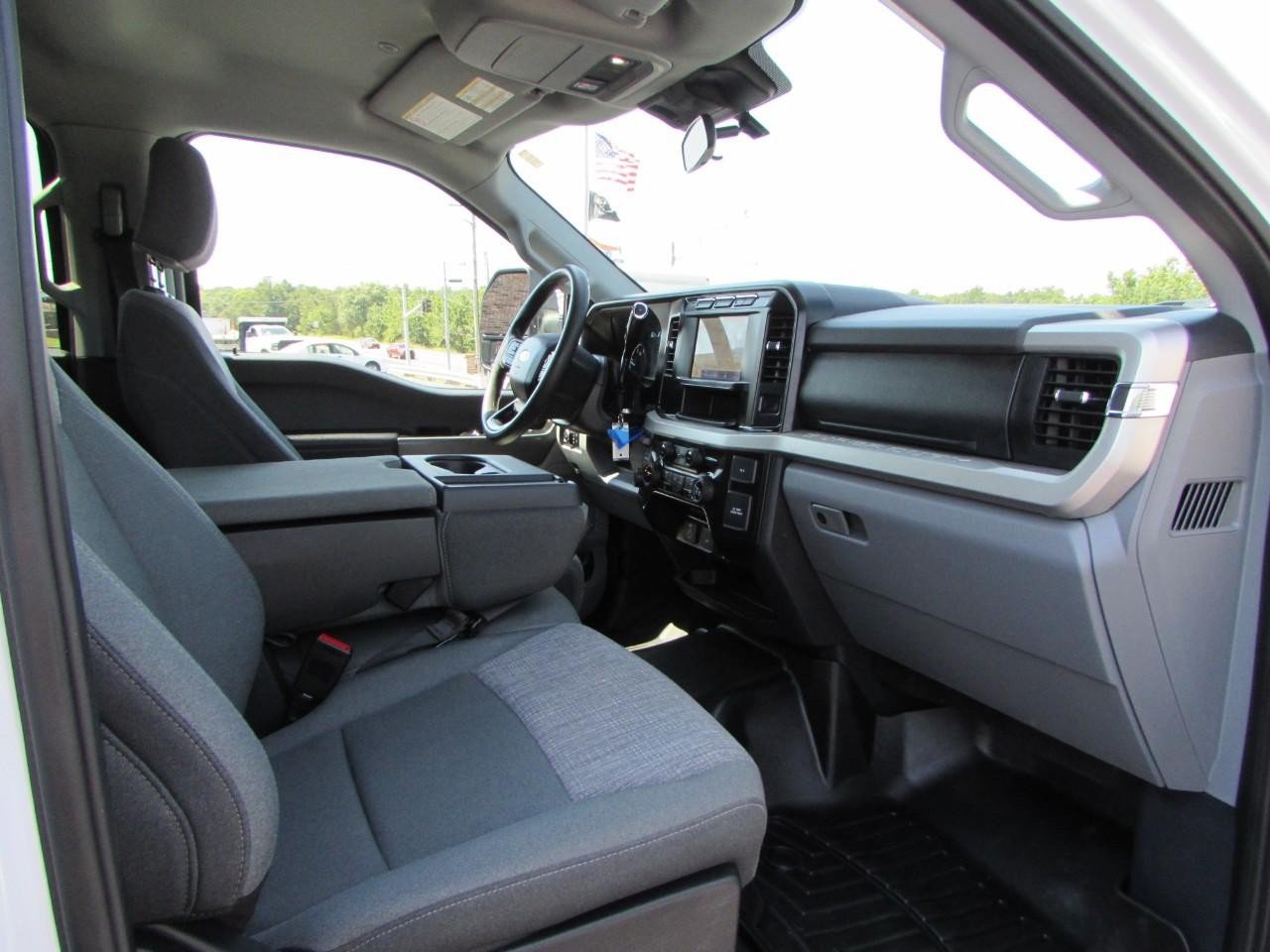 Certified 2024 Ford F250 XLT w/ FX4 Off-Road Package AWD/4WD image 17
