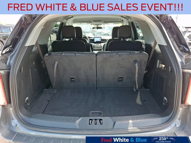 Certified 2023 Ford Explorer XLT w/ Equipment Group 202A AWD/4WD image 30
