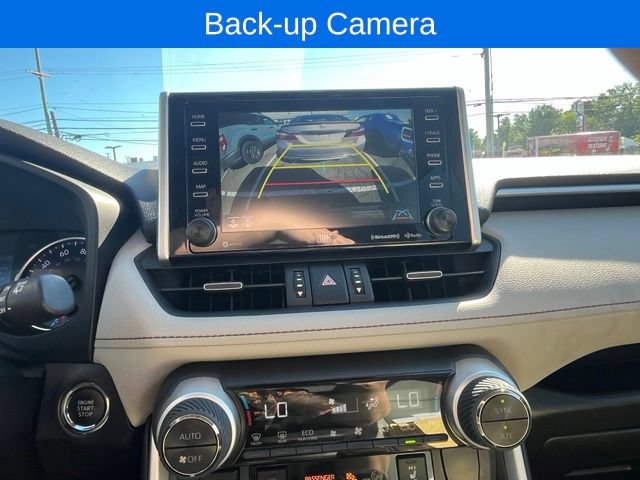 Used 2019 Toyota RAV4 XLE Premium w/ Cold Weather Package AWD/4WD image 15