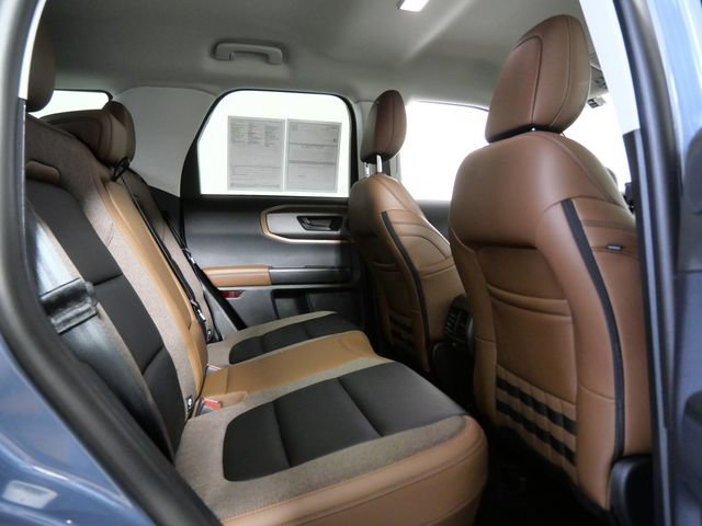 Certified 2025 Ford Bronco Sport Outer Banks w/ Outer Banks Tech Package+ AWD/4WD image 13