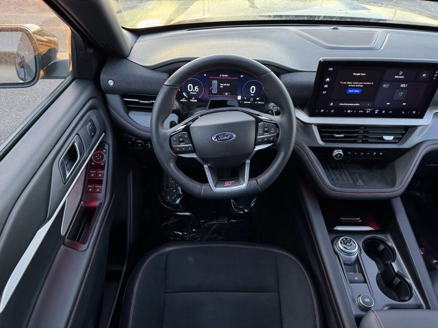 Certified 2025 Ford Explorer ST image 7