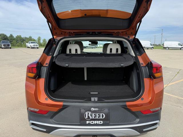 Used 2023 Buick Encore GX Preferred w/ Cold Weather Comfort Package FWD image 10