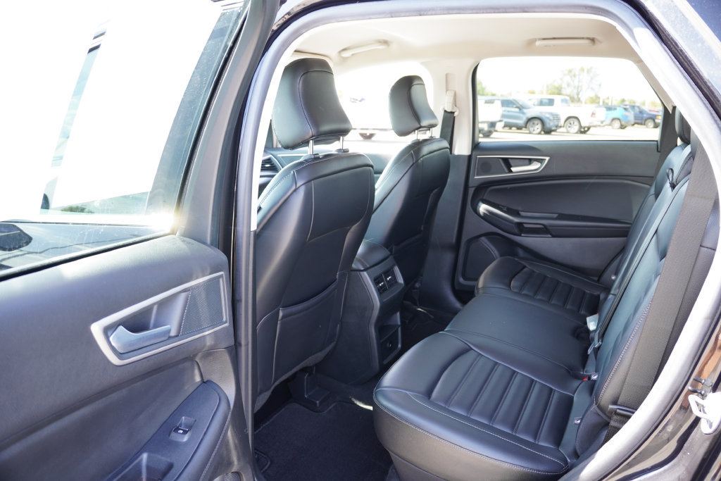 Certified 2024 Ford Edge SEL AWD/4WD image 16