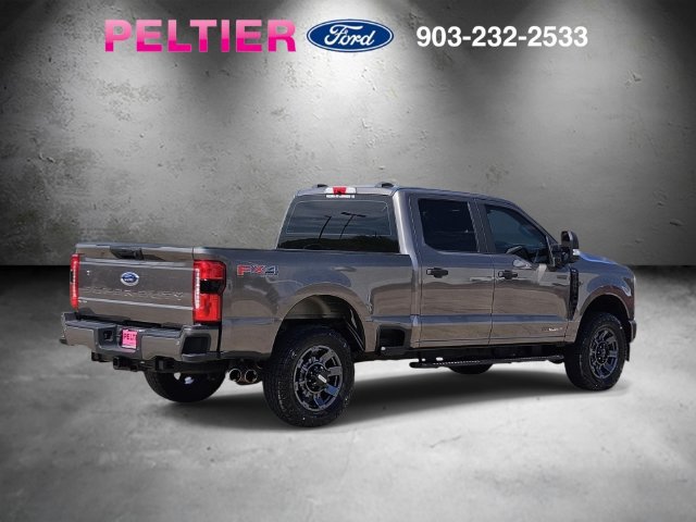 Certified 2023 Ford F250 XL w/ STX Appearance Package AWD/4WD image 4