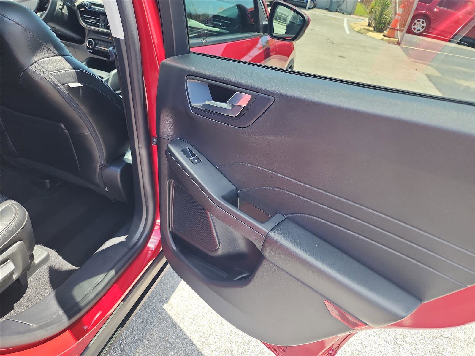 Certified 2022 Ford Escape SEL FWD image 24