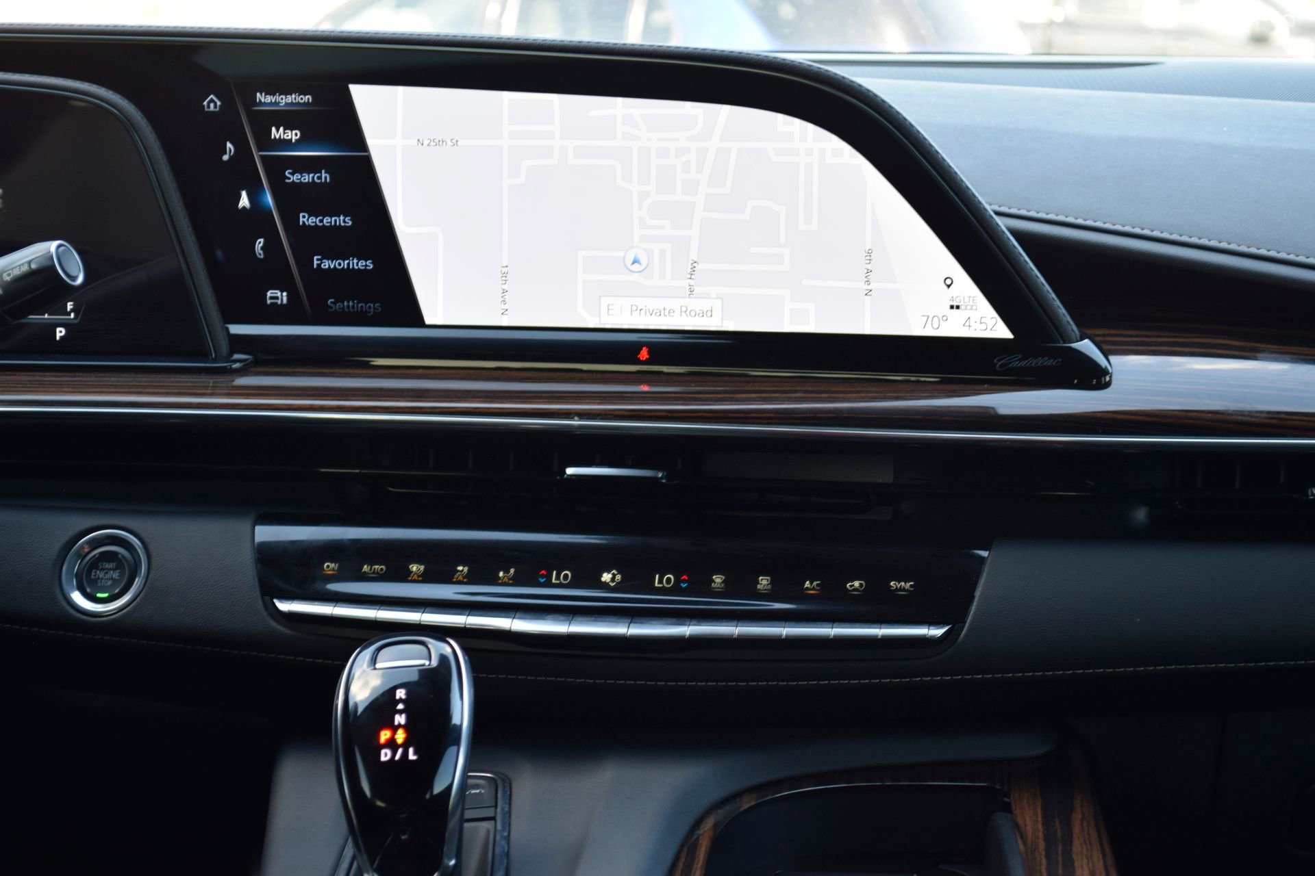 Used 2023 Cadillac Escalade Luxury image 11