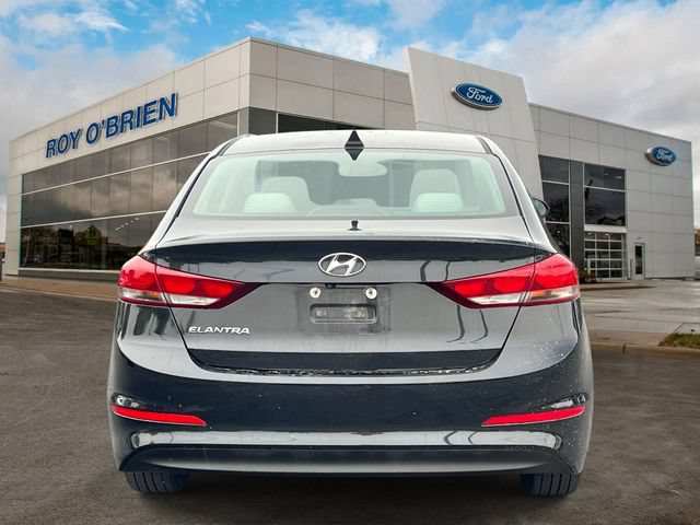 Used 2017 Hyundai Elantra SE FWD image 4