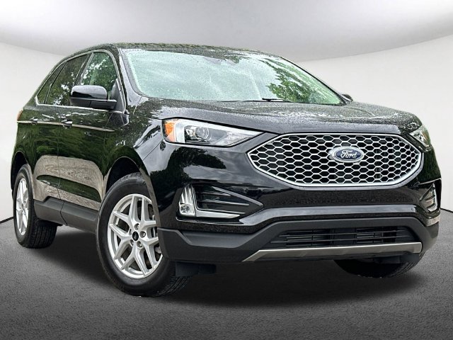 Certified 2023 Ford Edge SEL w/ Convenience Package AWD/4WD image 2