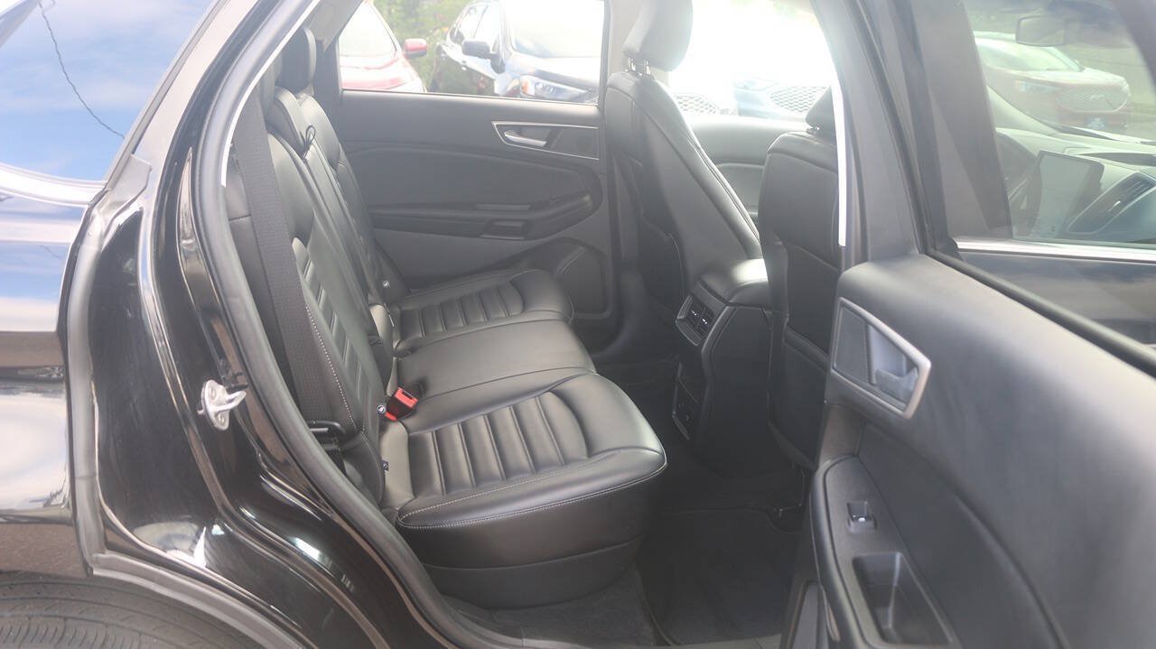 Certified 2024 Ford Edge SEL w/ Convenience Package AWD/4WD image 13