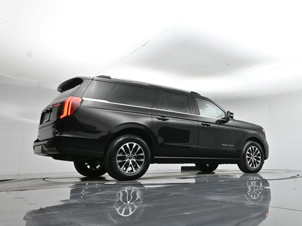 Certified 2025 Ford Expedition Max Platinum image 16