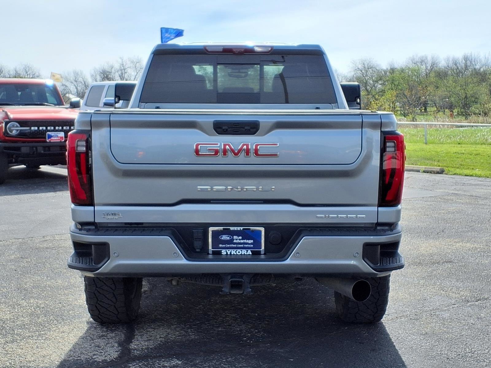 Used 2024 GMC Sierra 2500 Denali w/ Denali Reserve Package image 3