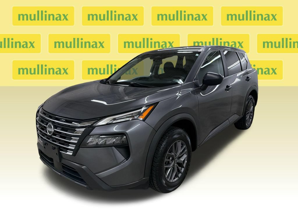 Used 2024 Nissan Rogue S FWD image 14