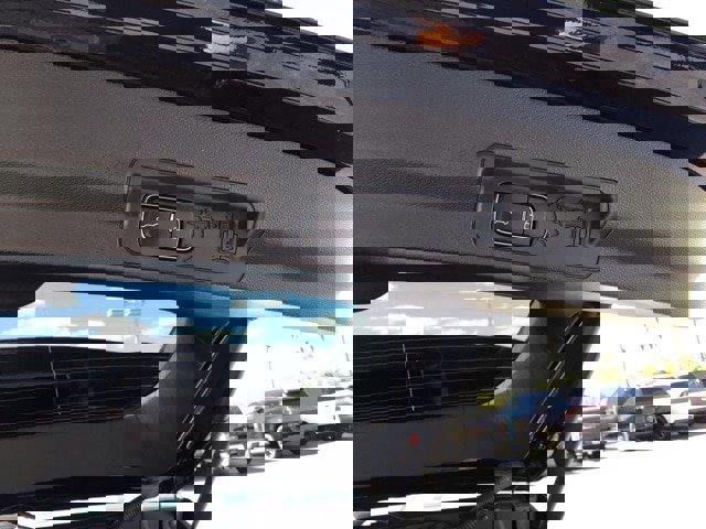 Certified 2022 Ford Explorer XLT w/ Equipment Group 202A image 25