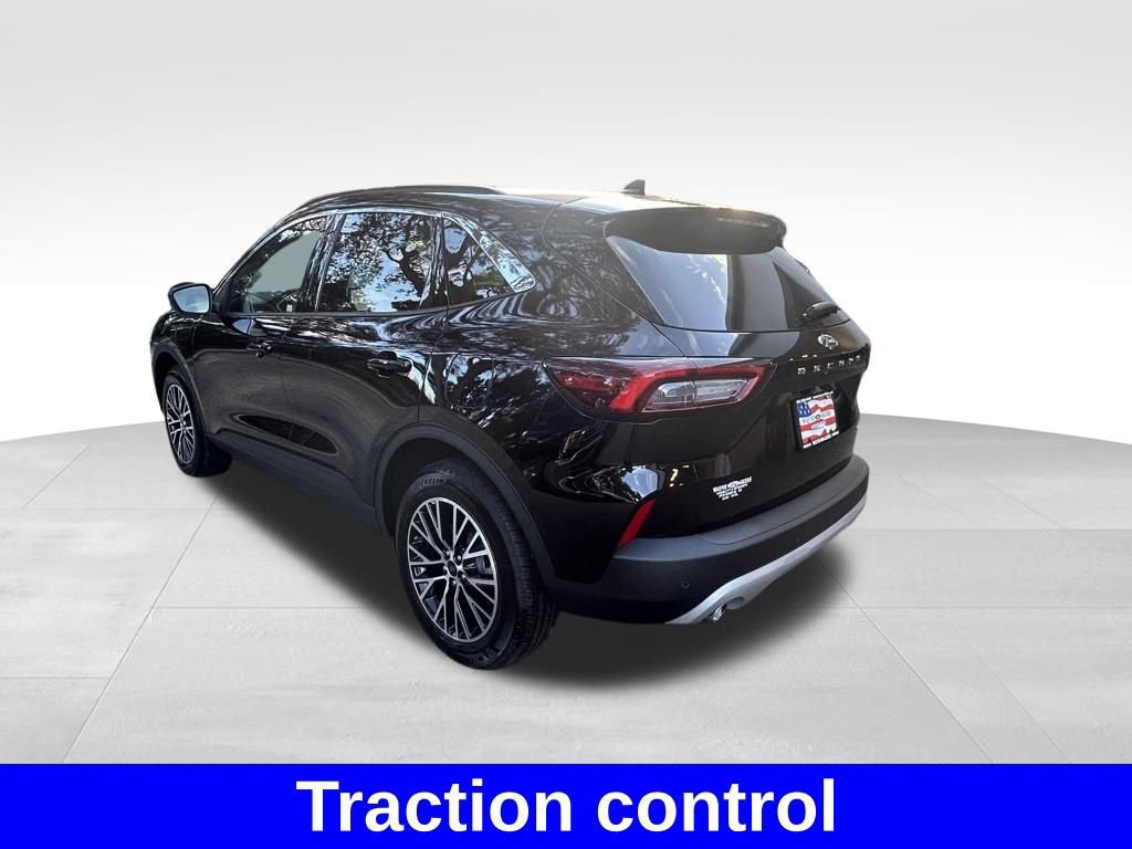 Certified 2024 Ford Escape SE image 5