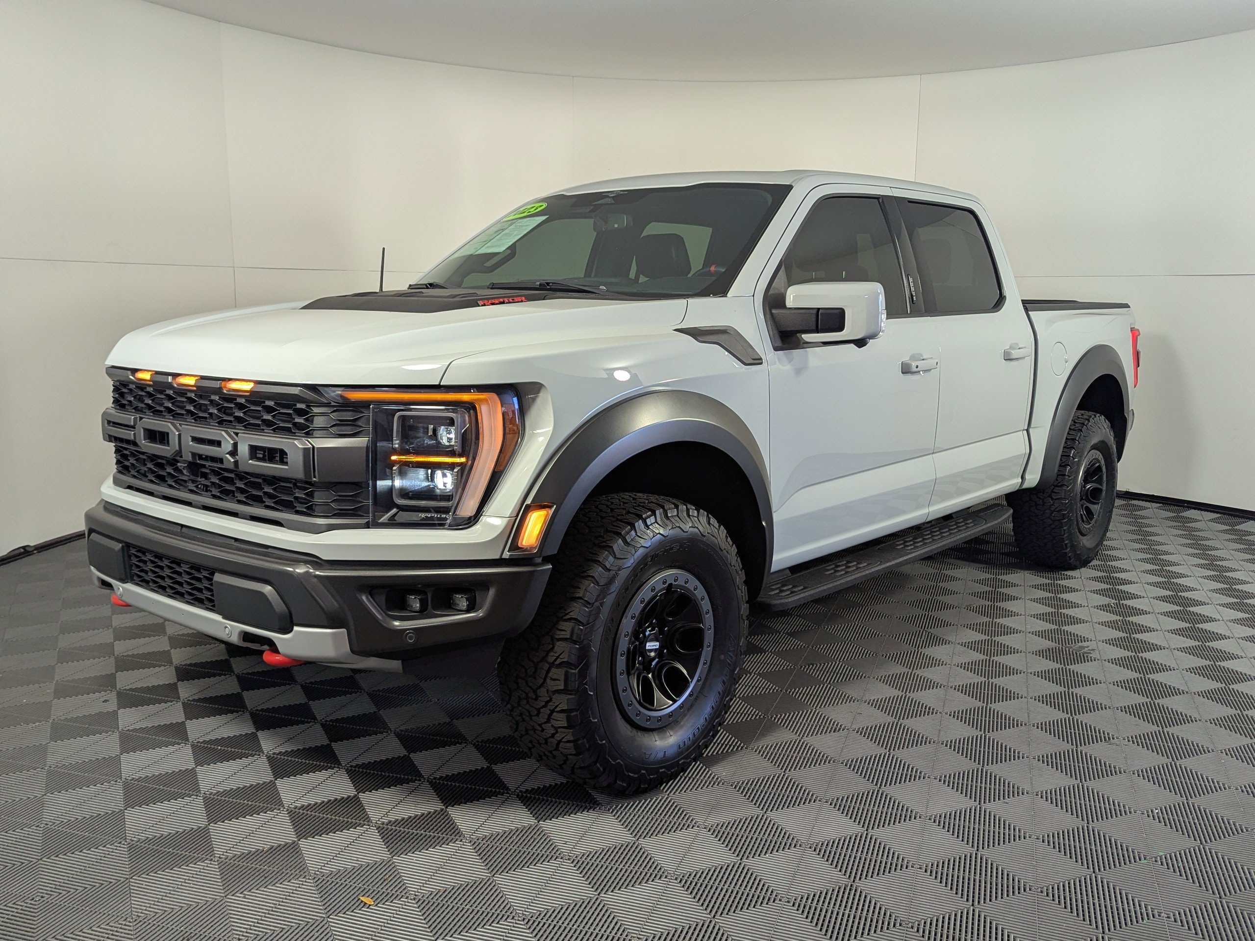 Certified 2023 Ford F150 Raptor w/ Raptor Carbon Fiber Package image 7