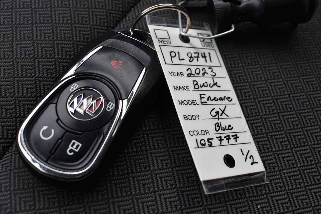 Used 2023 Buick Encore GX Select image 14