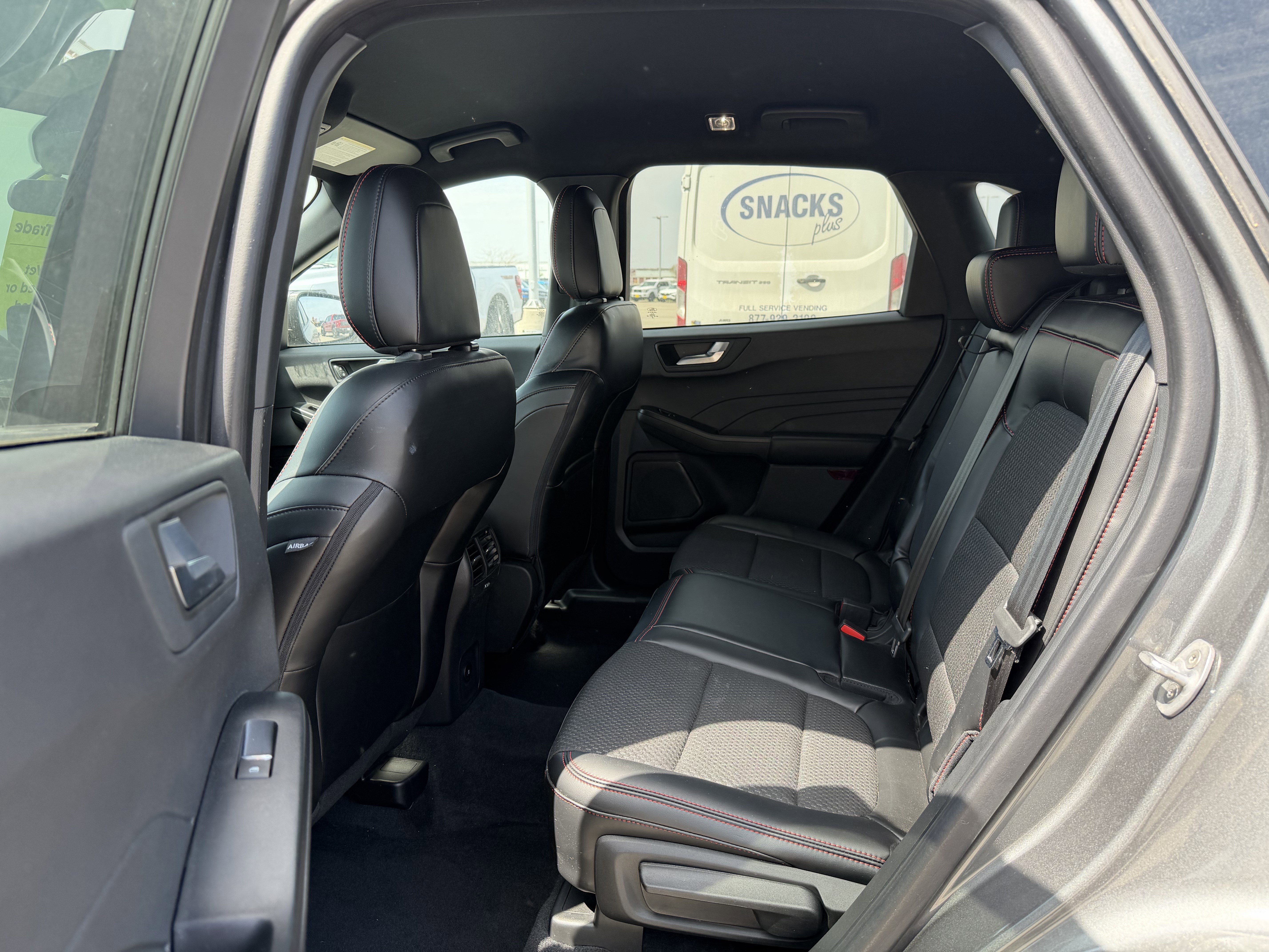 Certified 2023 Ford Escape ST-Line AWD/4WD image 8