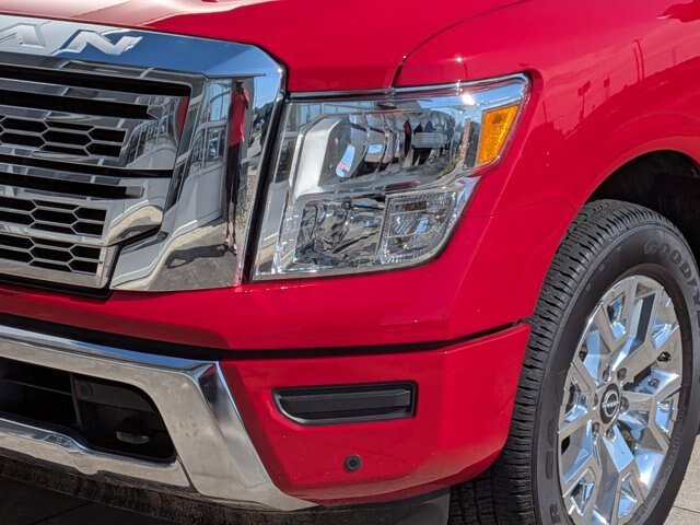 Used 2024 Nissan Titan SV w/ SV Convenience Package AWD/4WD image 10