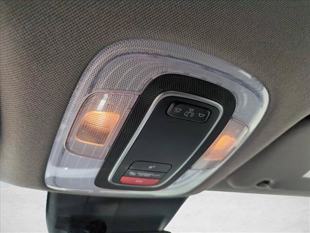 Used 2024 Hyundai Elantra SEL FWD image 14