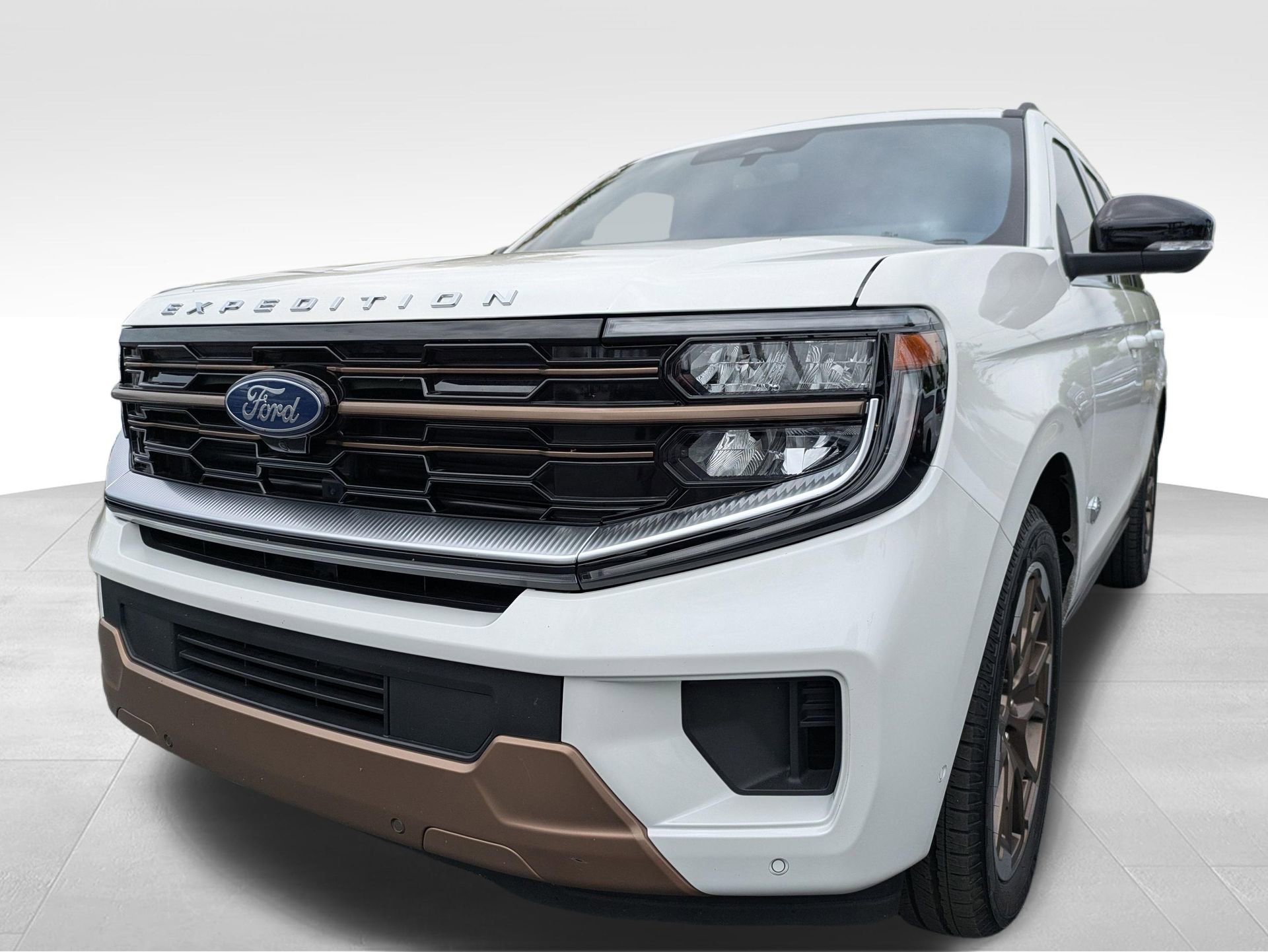 Certified 2025 Ford Expedition King Ranch AWD/4WD image 10