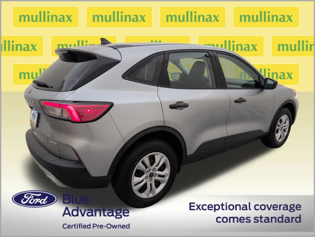 Certified 2022 Ford Escape S AWD/4WD image 3