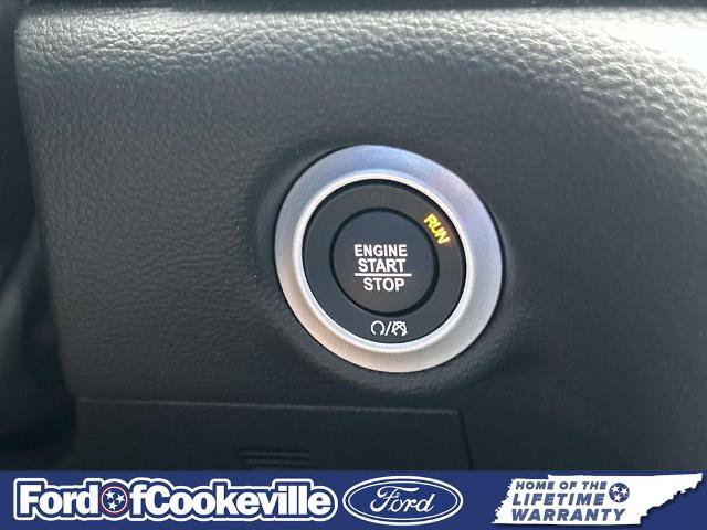 Used 2025 Chrysler Pacifica Select FWD image 30