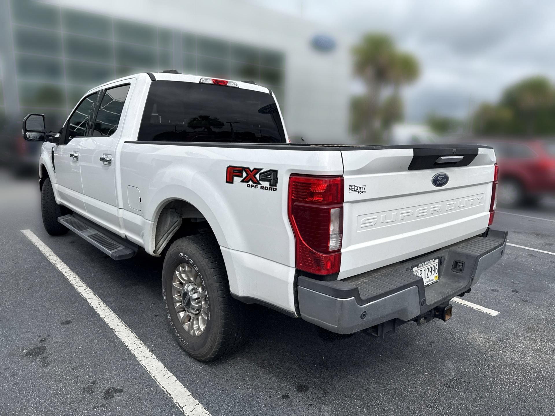 Certified 2020 Ford F250 XLT w/ XLT Premium Package AWD/4WD image 9